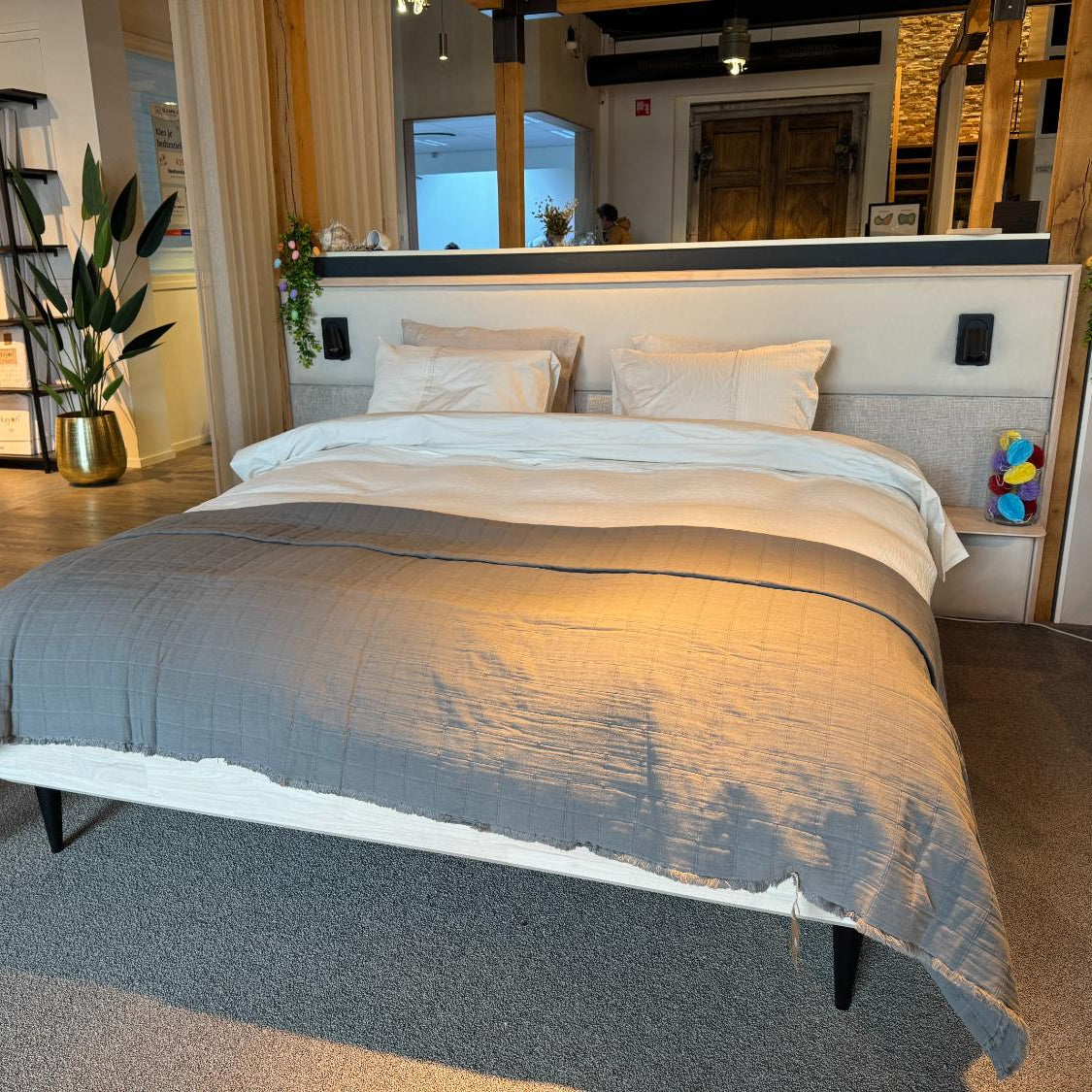 Equilli Altaia Bed - 180x210cm (Harderwijk)