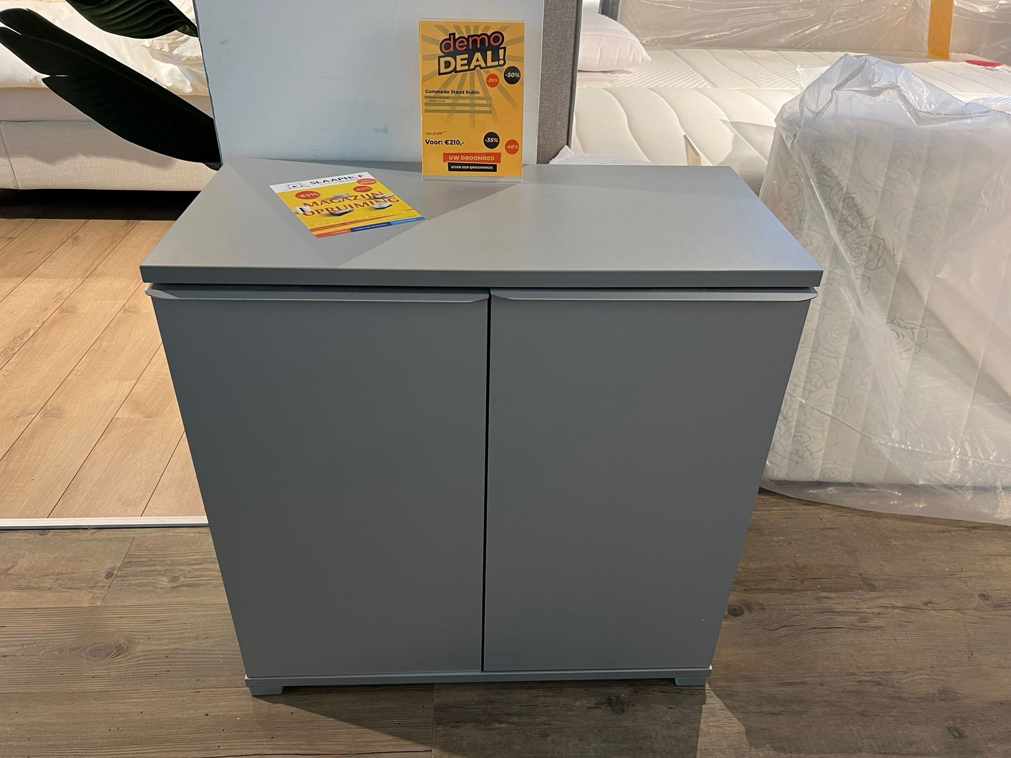 Commode Staud Rubin (Harderwijk)