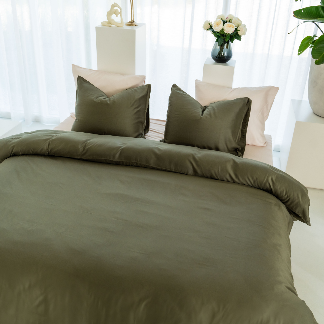 Kayori dekbedovertrek Daiki Tencel© 100% tencel donkergroen