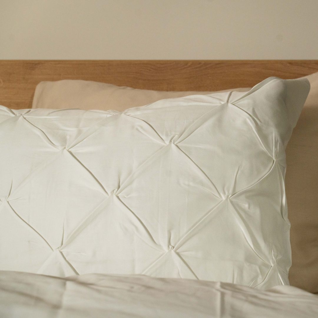 Kayori dekbedovertrek Matsu Katoensatijn 100% katoen wit