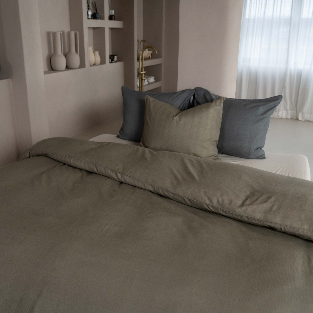 Kayori dekbedovertrek Rui Peached Twill 100% katoen olijfgroen