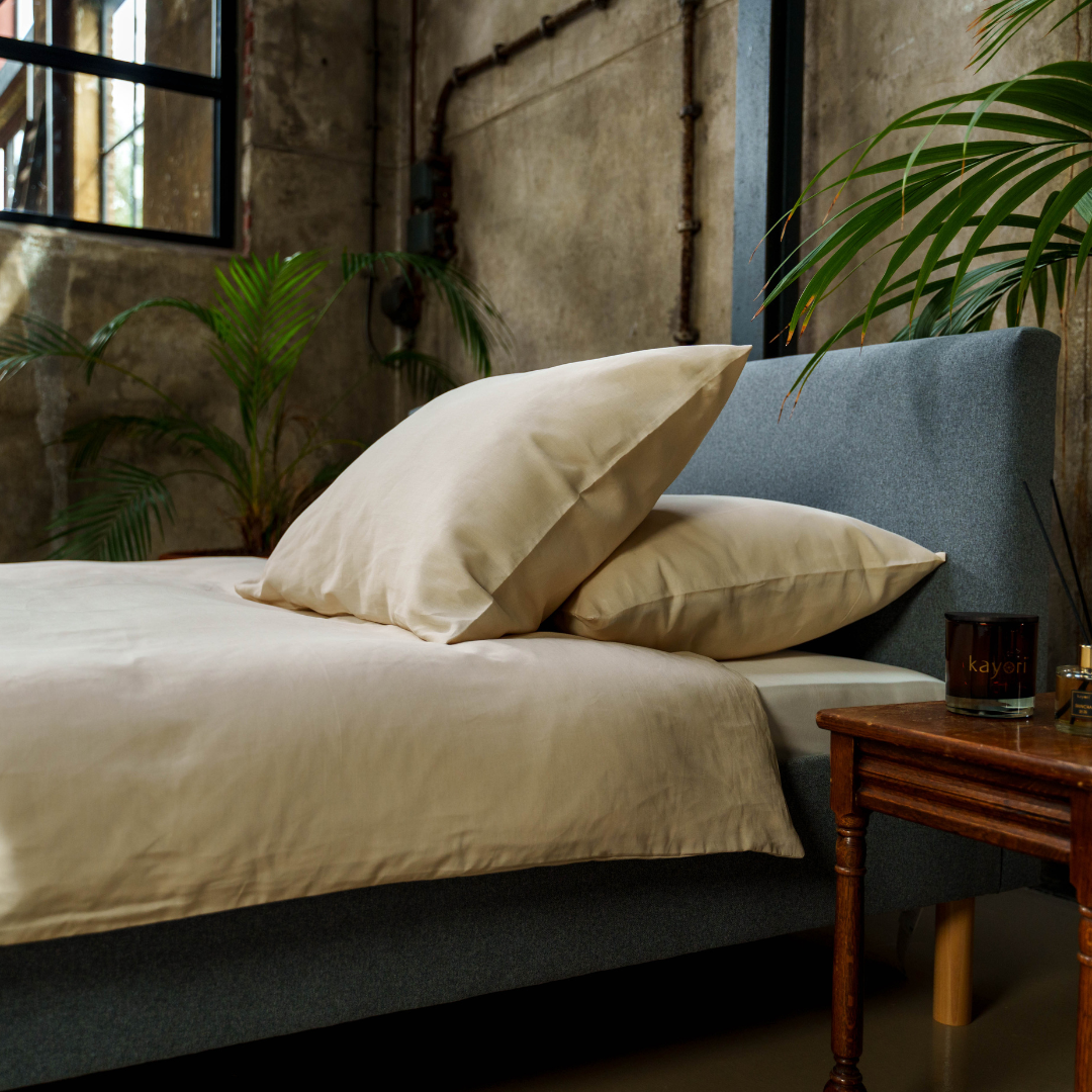 Kayori dekbedovertrek Saya Katoensatijn 100% katoen satijn zand